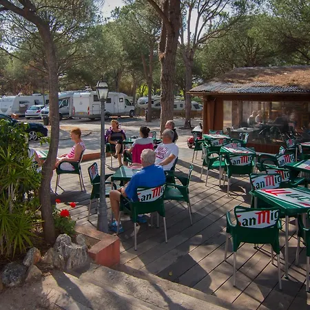 Campingplatz Complejo Turistico & Cabopino 4*