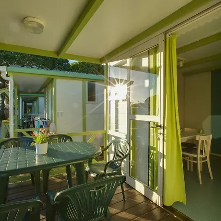 Complejo Turistico & Cabopino Kemping 4*