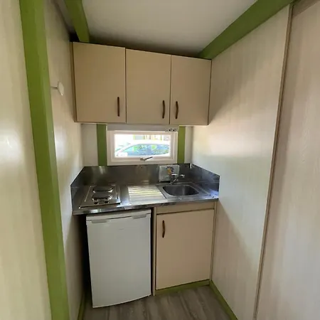 Complejo Turistico & Cabopino Kemping 4*