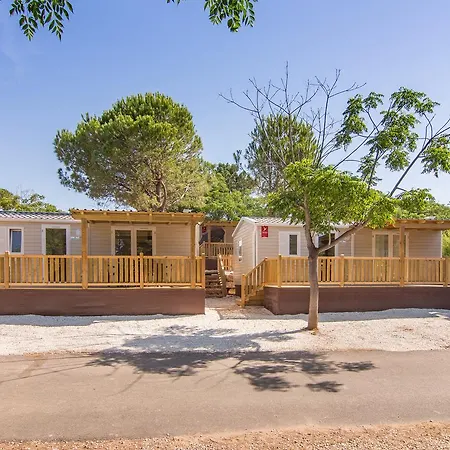 Complejo Turistico & Cabopino 4*