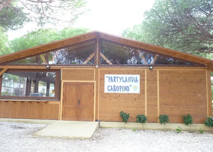 Complejo Turistico & Cabopino 4*